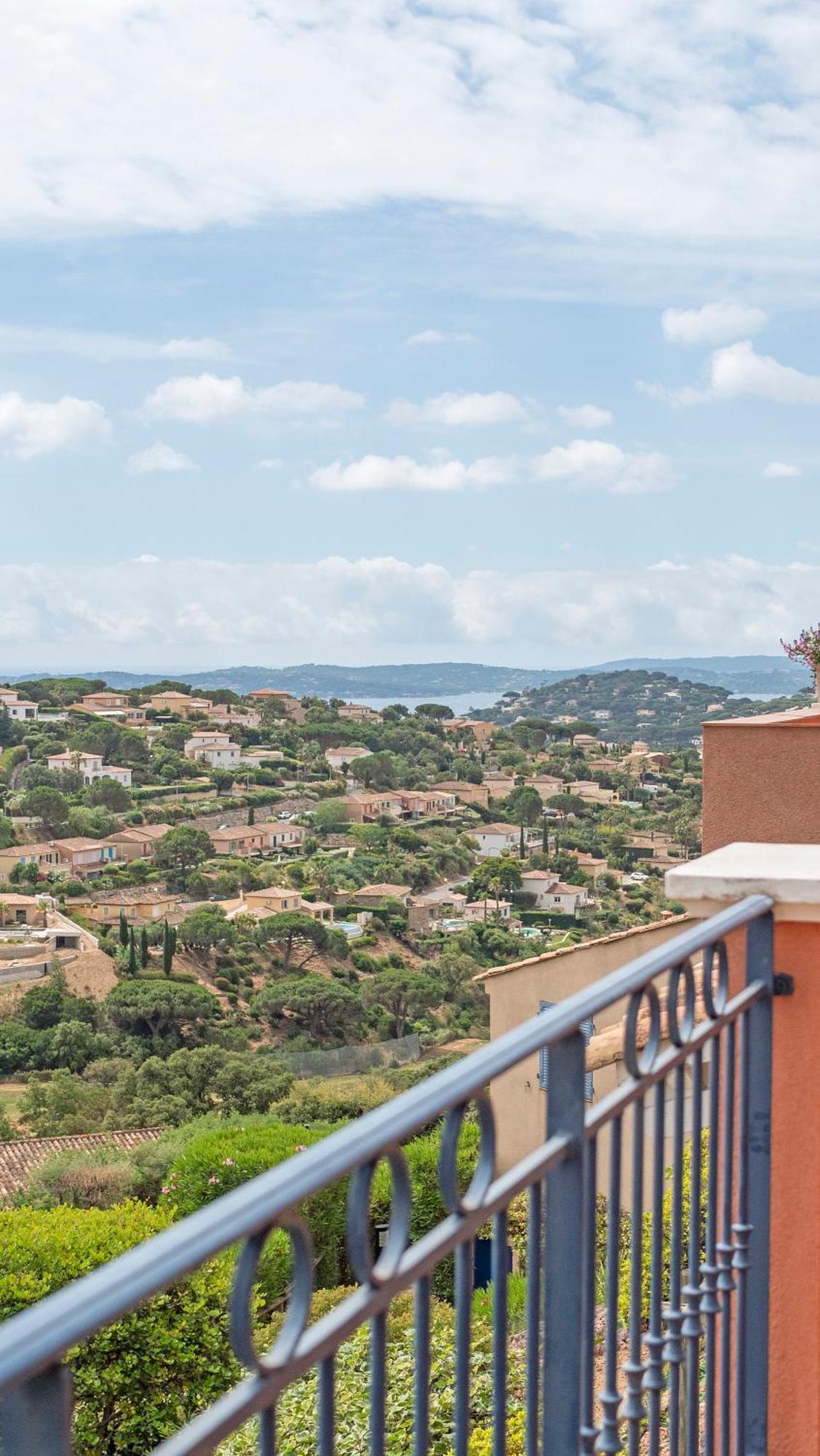Les Cigales, Superbe Vue - Golfe De Sainte-Maxime Apartment Exterior photo